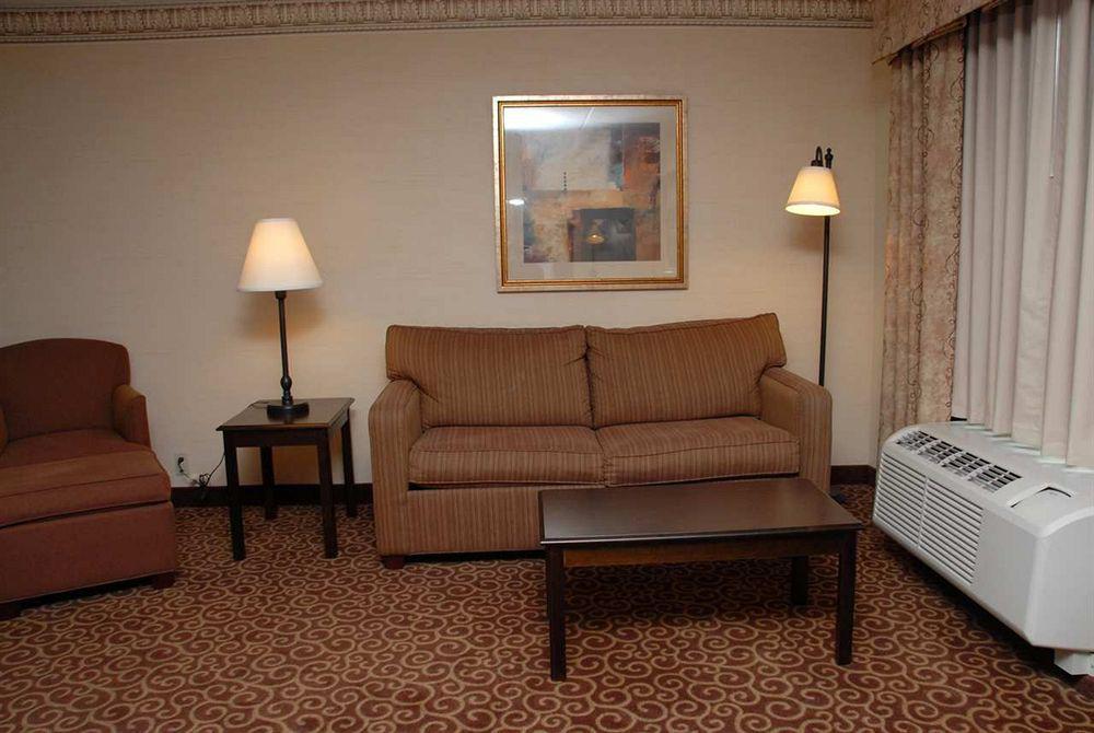 Hampton Inn & Suites Staten Island New York Bilik gambar